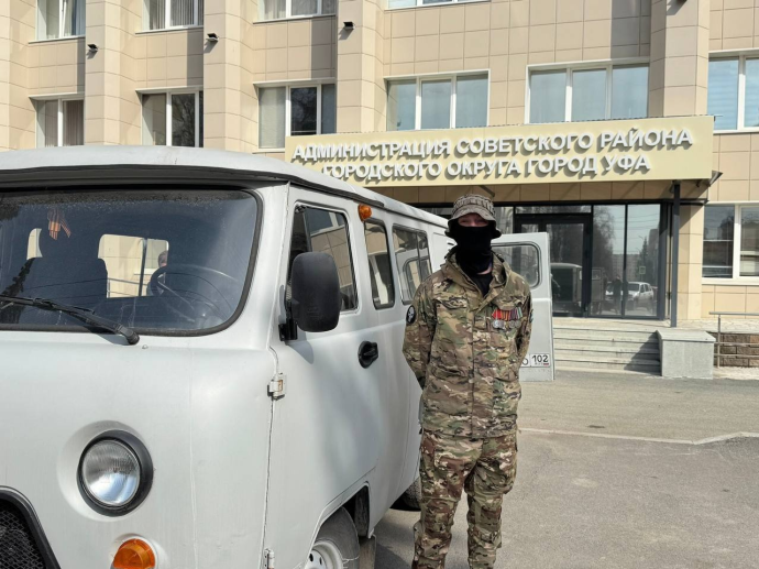 В Уфе командиру гаубично-артиллерийского взвода передали важную технику