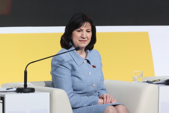 Кочанова: важно, чтобы молодёжь умела отличать настоящие ценности от навязанных