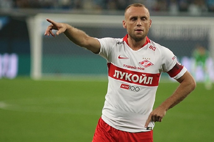 Баста уволил тренера СКА, оставившего в запасе Глушакова и Тошича