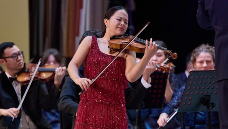 В Уфе корейская скрипачка исполнила с Госоркестром концерт Чайковского