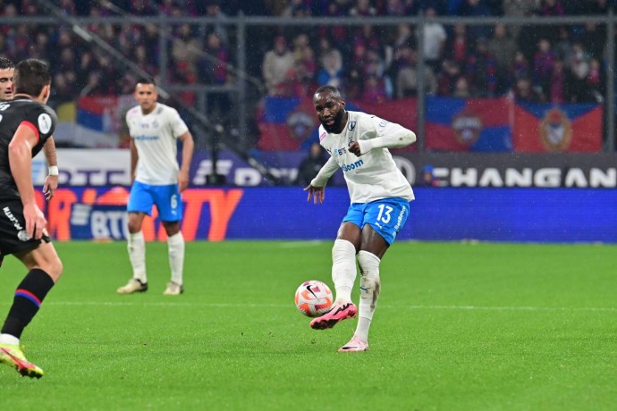 Нгамалё прокомментировал поражение московского «Динамо» от «Ахмата» Нгамалё прокомментировал поражение московского «Динамо» от «Ахмата»