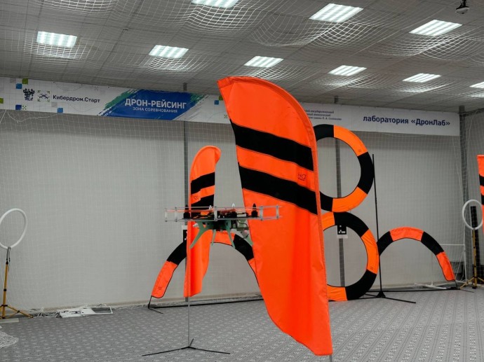 Завершился курс обучения государственных и муниципальных служащих региона управлению беспилотниками