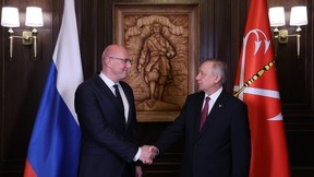 Дмитрий Чернышенко провёл рабочую встречу с губернатором Санкт-Петербурга Александром Бегловым