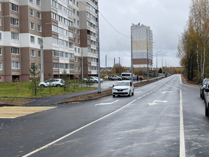 Дорогу до нового роддома заканчивают строить в Костроме Дорогу до нового роддома заканчивают строить в Костроме