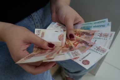 Москвичам для счастья нужно 290 тысяч рублей в месяц