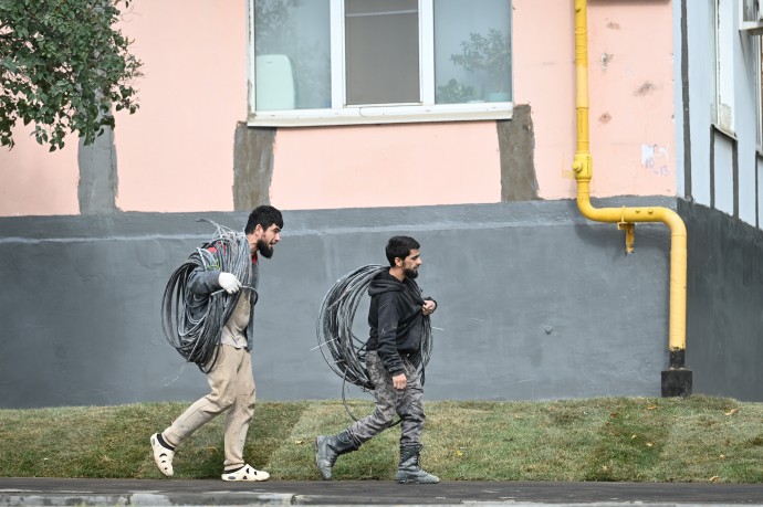 В СФ призвали оценить, как работают поправки, ужесточившие миграционные законы В СФ призвали оценить, как работают поправки, ужесточившие миграционные законы