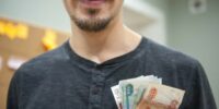 Инвестиции с подвохом: астраханец потерял почти 3 млн рублей из за онлайн мошенников