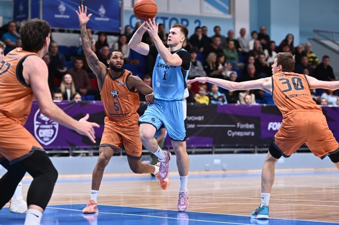 Уфимское баскетбольное «Динамо» обыграло лидера Суперлиги «ЧБК» Уфимское баскетбольное «Динамо» обыграло лидера Суперлиги «ЧБК»