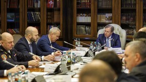 Виталий Савельев провёл совещание по развитию беспилотного транспорта