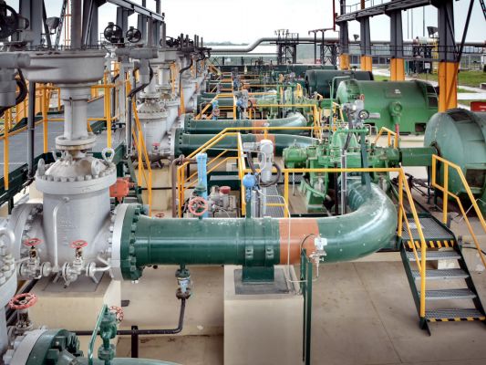 Киев продолжает шантажировать Словакию: возобновление транзита нефти переносится