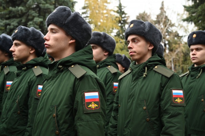 Осенью в ВС РФ призовут 135 тысяч срочников Осенью в ВС РФ призовут 135 тысяч срочников