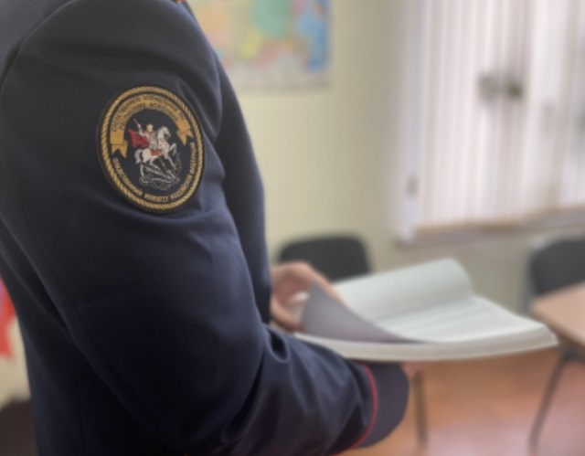 Ударивший полицейского житель Саранска отправлен на принудительные работы со штрафом в 130 тыс. руб. Ударивший полицейского житель Саранска отправлен на принудительные работы со штрафом в 130 тыс. руб.