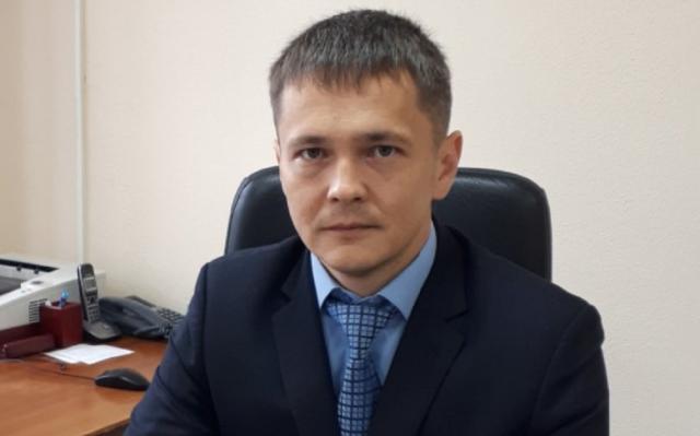 В Башкирии арестовали имущество на ₽44 млн у бывшего замглавы района и его семьи В Башкирии арестовали имущество на ₽44 млн у бывшего замглавы района и его семьи
