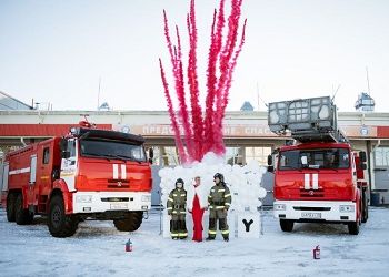 В Приамурье семья сотрудника МЧС устроила необычную гендер-пати