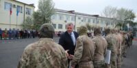 Астраханская таможня передала 5 конфискованных минивэнов для нужд СВО