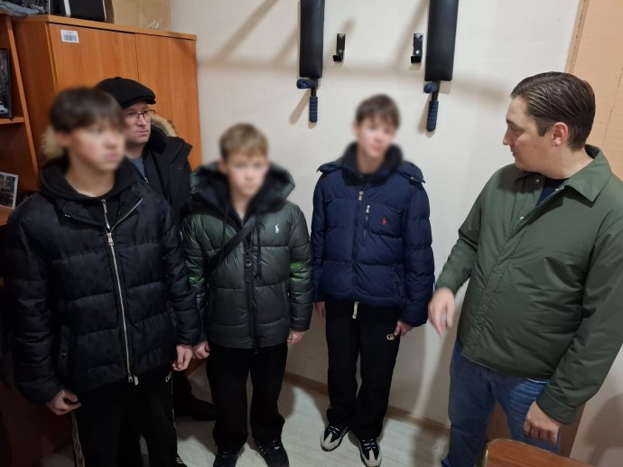 В городе Башкирии задержали подростков-вандалов В городе Башкирии задержали подростков-вандалов