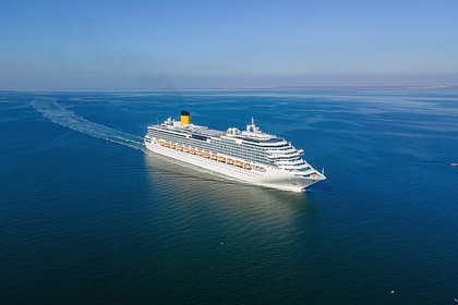 Туристка не выжила при столкновении двух кораблей в арабской стране