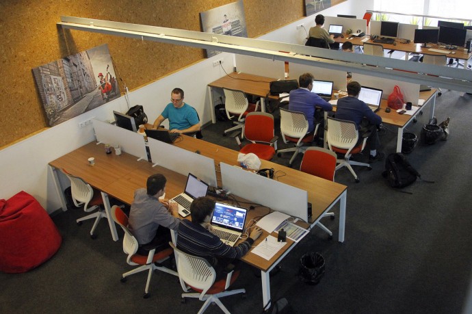 В России призвали перейти на шестидневную рабочую неделю