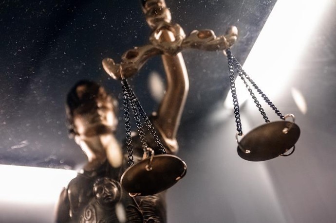 Двух москвичей оштрафовали после того, как они пожаловались в полицию на побои Двух москвичей оштрафовали после того, как они пожаловались в полицию на побои