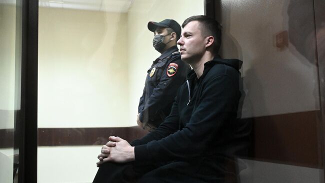 Суд взыскал более 400 тысяч с компании Чекалина по иску "Ростелекома" Суд взыскал более 400 тысяч с компании Чекалина по иску "Ростелекома"