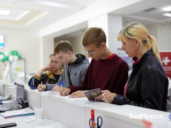 В приоритете педагоги, врачи, строители. Какие профессии выбирают белгородские абитуриенты