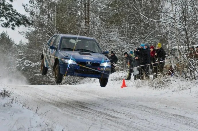 Ярославские экипажи заняли призовые места на Кубке по ралли «Петровская верста» Ярославские экипажи заняли призовые места на Кубке по ралли «Петровская верста»