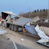 В Гатчинском районе столкнулись пассажирский автобус и фура: есть пострадавшие