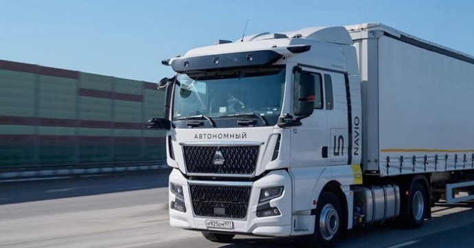 Правительство РФ разрешило беспилотным грузовикам передвигаться без водителя в кабине Правительство РФ разрешило беспилотным грузовикам передвигаться без водителя в кабине