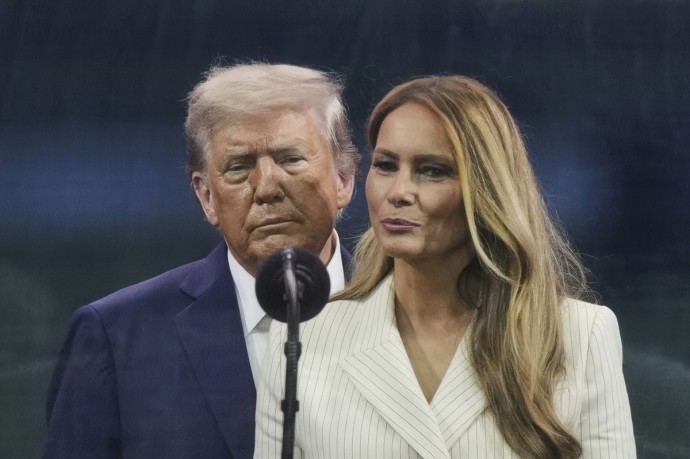 Трамп раскрыл подробности общения с Меланьей перед сном