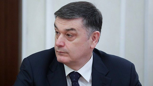 Адальби Шхагошев: российская экономика показывает рост на фоне конфликта с НАТО вопреки ожиданиям Запада Адальби Шхагошев: российская экономика показывает рост на фоне конфликта с НАТО вопреки ожиданиям Запада