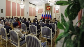 Виталий Савельев вручил государственные и ведомственные награды в сфере транспорта
