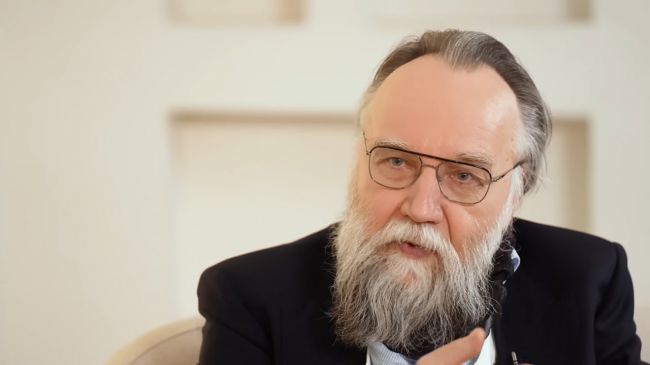 Дугин предложил «равноудаленную» страну для переговоров России с США