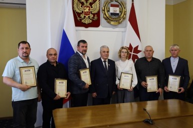 Шесть жителей Мордовии удостоены наград Госсобрания республики за помощь участникам СВО
