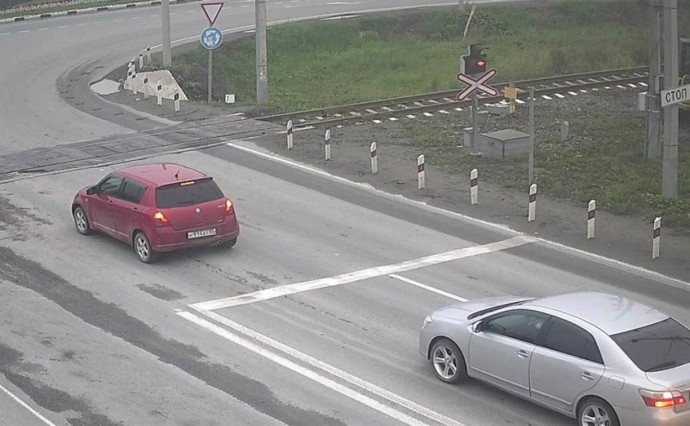 На ж/д переезде на ул. Фархутдинова в Южно-Сахалинске участились случаи нарушения ПДД