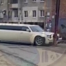 На улице Чаадаева в Пензе попал в аварию свадебный лимузин