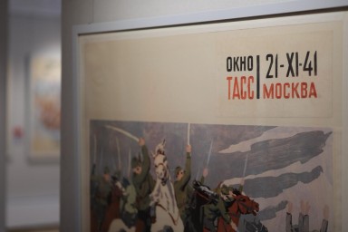 Легендарные «Окна ТАСС» из коллекции Музея современной истории России представили на выставке в Архангельске