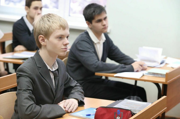 В российских школах введут новый образовательный стандарт для старшеклассников
