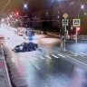 В аварии с автомобилем такси в Московском районе байкерша получила тяжелые травмы: ее экстренно госпитализировали