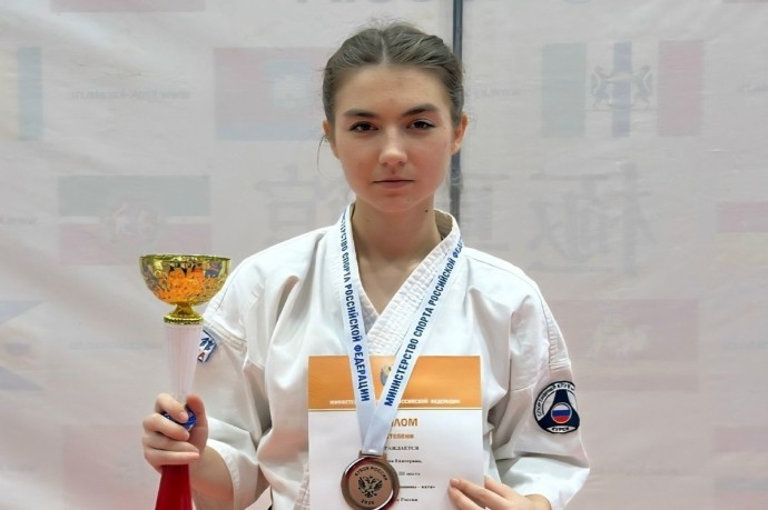 Курянка Екатерина Веригина завоевала бронзу на Кубке России по киокусинкай Курянка Екатерина Веригина завоевала бронзу на Кубке России по киокусинкай