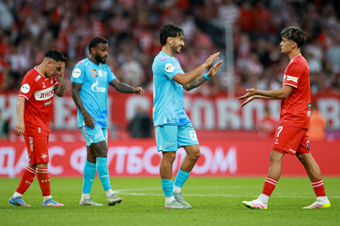 Источник: "Зенит" не стал продавать Вегу в "Ривер Плейт" Источник: "Зенит" не стал продавать Вегу в "Ривер Плейт"