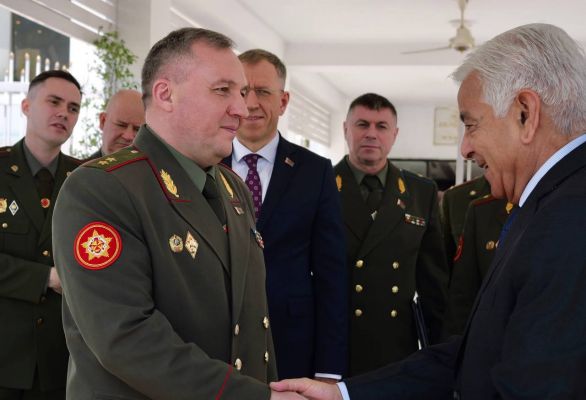 Минобороны Белоруссии: Рассчитываем на развитие военного сотрудничества с Пакистаном