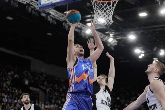 Пермские баскетболисты разгромили саратовский «Автодор» в домашнем матче Пермские баскетболисты разгромили саратовский «Автодор» в домашнем матче