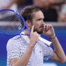 Медведев устроил скандал во время матча US Open с Бонзи