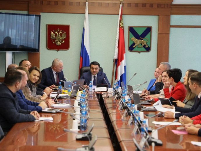 Больше 230 километров дорог планируют отремонтировать до конца года в Приморье Больше 230 километров дорог планируют отремонтировать до конца года в Приморье