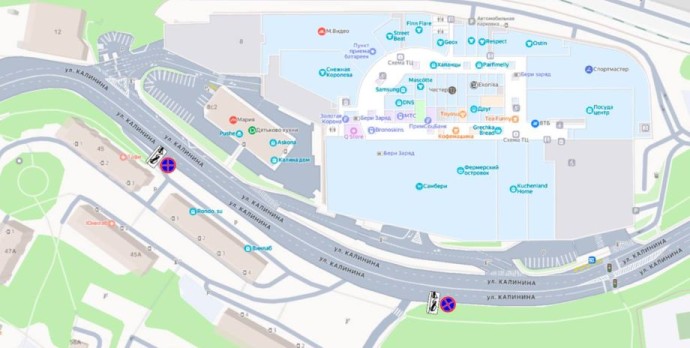 Платная парковка исчезнет возле популярного торгового центра во Владивостоке