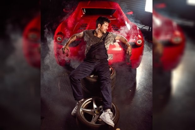 Бурак Озчивит покажет в Россию премьеру моноспектакля