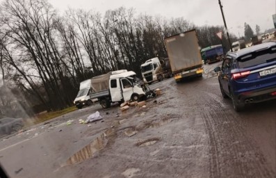 Водитель грузовика погиб после ДТП в Переславском округе