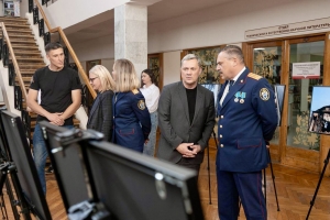 В Пятигорске открылась фотовыставка военного корреспондента Анатолия Жданова «Следственный комитет России сегодня» в условиях специальной военной операции