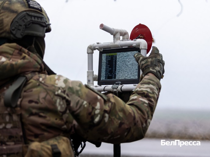 За сутки спецподразделения «БАРС-Белгород» и «Орлан» сбили 13 FPV-дронов