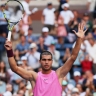 Алькарас вышел в полуфинал US Open, обыграв Легечку